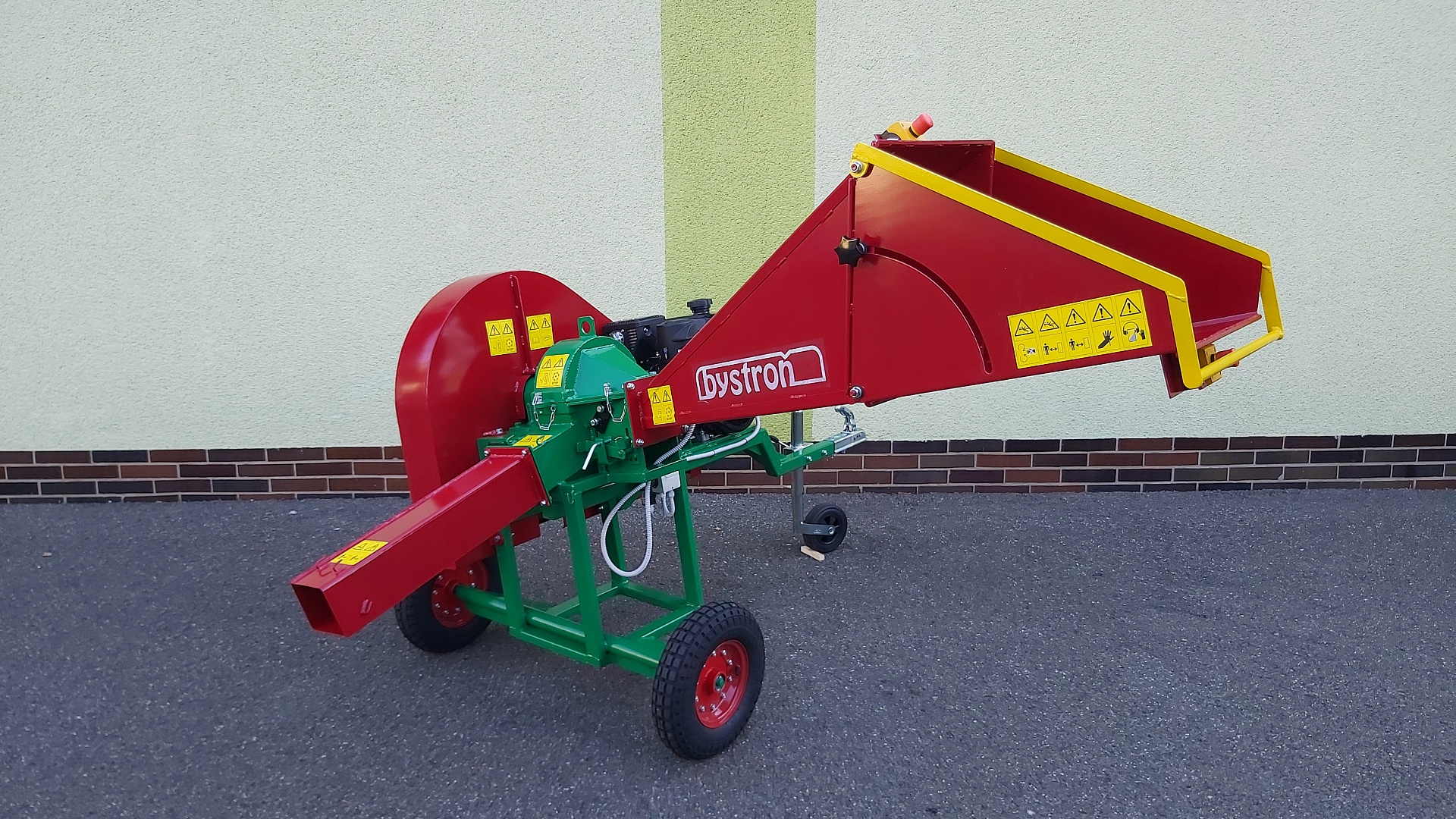Wood chippers PIRANA 14HP WHEELS 410X100 ST/SPA/02